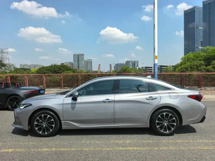 Toyota Avalon 2022 Model 2.0L Deluxe Edition – фото 4