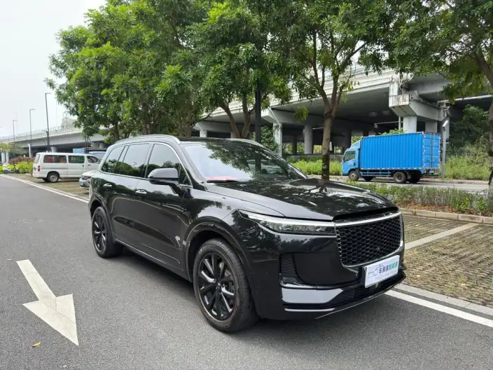 Li Auto ONE 2021 Model Extended Range 6 seat Edition – фото 3
