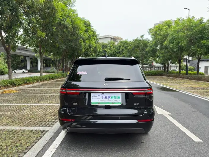 Li Auto ONE 2021 Model Extended Range 6 seat Edition – фото 6
