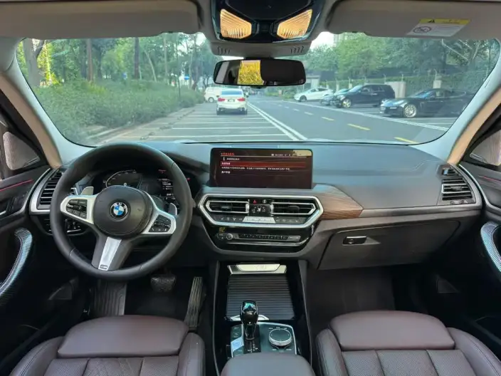 BMW X3 2022 Model xDrive30i Leading Model M Night Set – фото 6