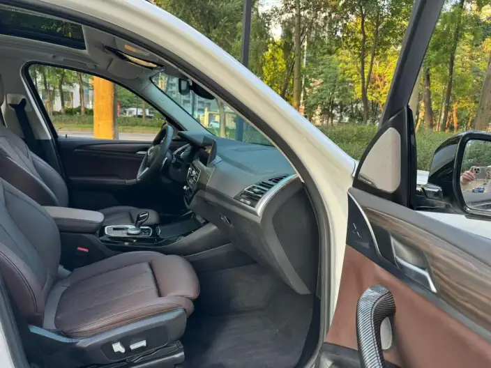 BMW X3 2022 Model xDrive30i Leading Model M Night Set – фото 9