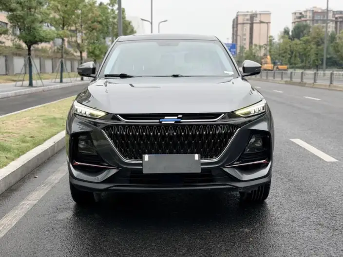 Changan Auchan X7 PLUS 2022 Model 1.5T Automatic Blue Whale Edition Noble Model – фото 2