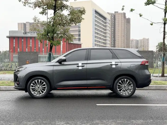 Changan Auchan X7 PLUS 2022 Model 1.5T Automatic Blue Whale Edition Noble Model – фото 4