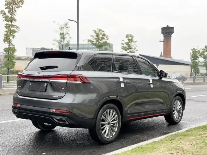Changan Auchan X7 PLUS 2022 Model 1.5T Automatic Blue Whale Edition Noble Model – фото 7