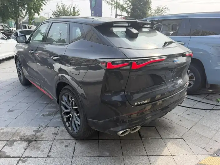 Changan Auchan Z6 2023 Model Blue whale 1.5T DCT Smart Cool Model – фото 4