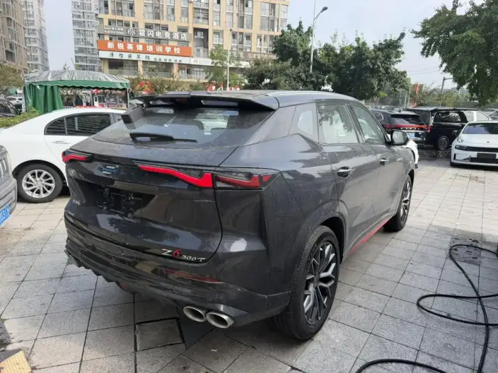 Changan Auchan Z6 2023 Model Blue whale 1.5T DCT Smart Cool Model – фото 6