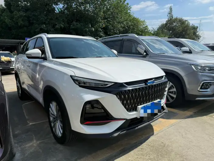 Changan Auchan X7 PLUS 2022 Model 1.5T Automatic Blue Whale Edition Exclusive Model 7 seat – фото 3