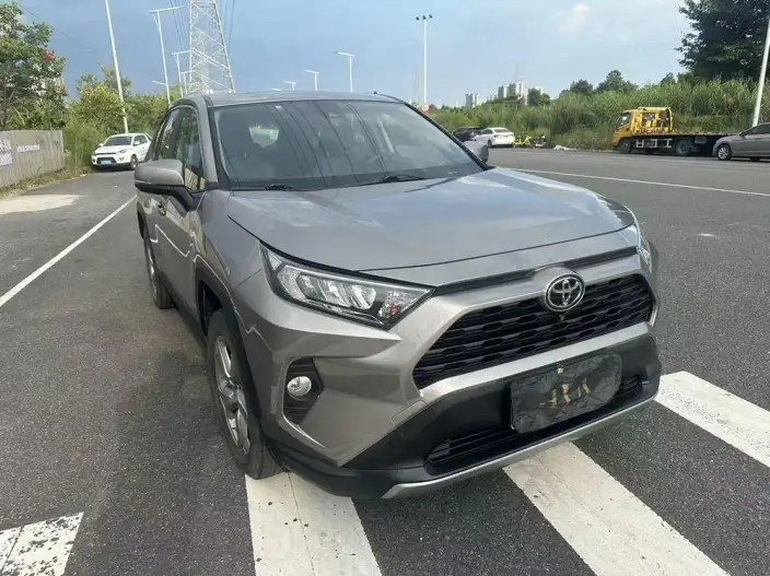 Toyota RAV4 2021 Model 2.0L CVT 2WD Urban Edition – фото 1