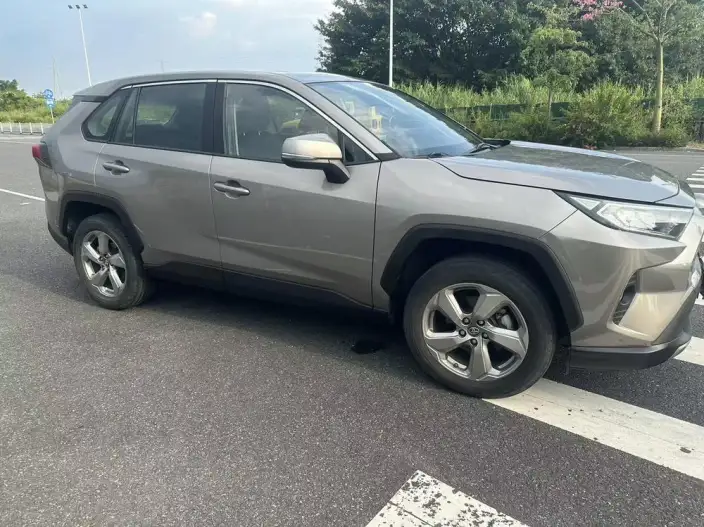 Toyota RAV4 2021 Model 2.0L CVT 2WD Urban Edition – фото 2