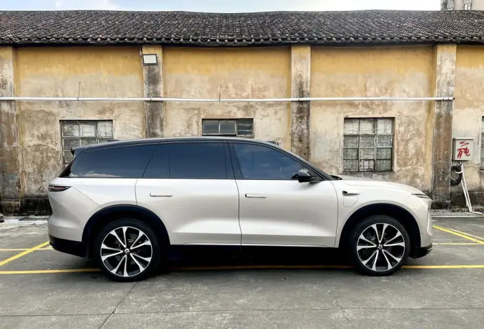 NIO ES8 2024 Model 100kWh Signature Edition – фото 7