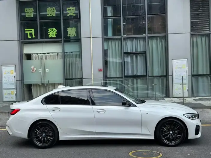 BMW 3 Series 2021 Model 325Li M Sports Night Set – фото 5