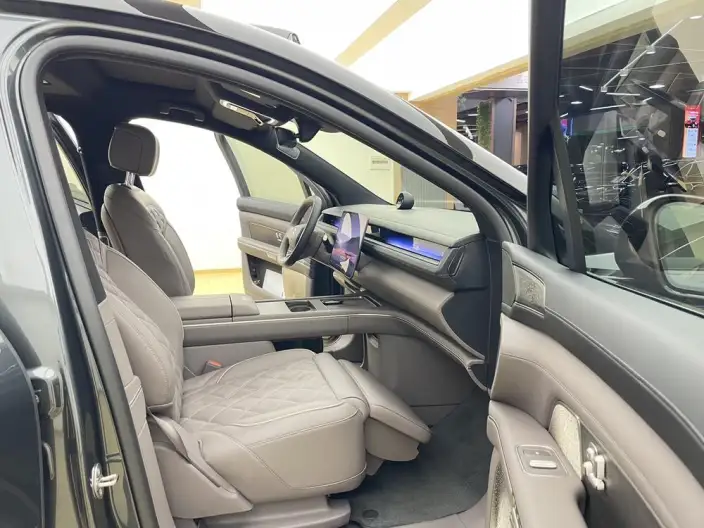 NIO ES8 2026 Model VI seat Executive Deluxe Edition – фото 10
