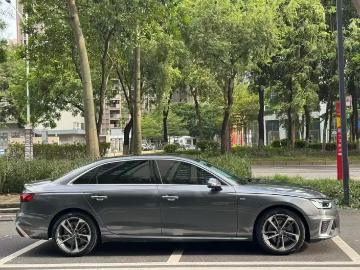 Audi A4 L 2020 Model 40 TFSI Fashion Dynamic Model – фото 5