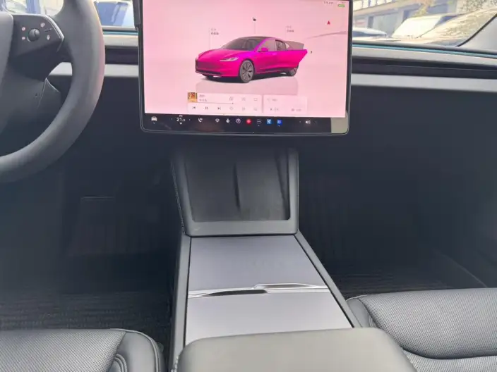 Model 3 2025 Model Facelift Rear-wheel drive version – фото 7