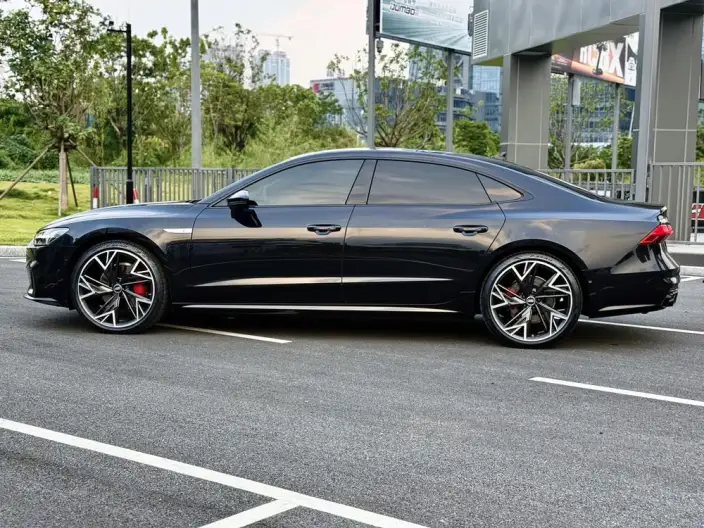 Audi A7 L 2024 Model 45 TFSI quattro S-line Black Samurai Edition – фото 4