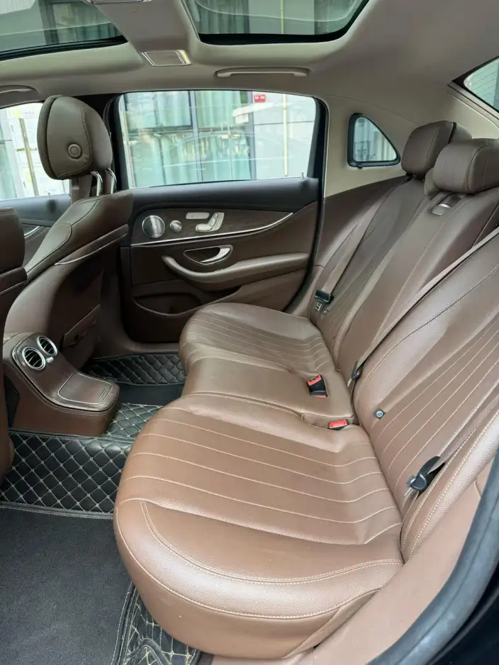 Mercedes-Benz E-Class 2021 Model E 300 L Luxury Model sedan – фото 9