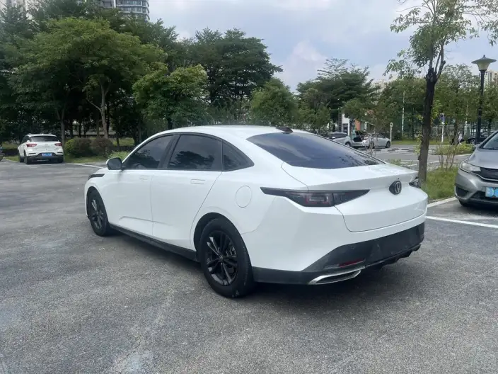 Changan Yida 2023 Model 1.5T GDI Automatic Changxiang Edition – фото 4