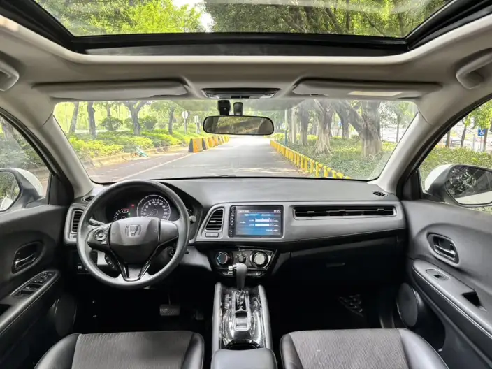 Honda Vezel 2020 Model 1.5L CVT Elite Edition – фото 6