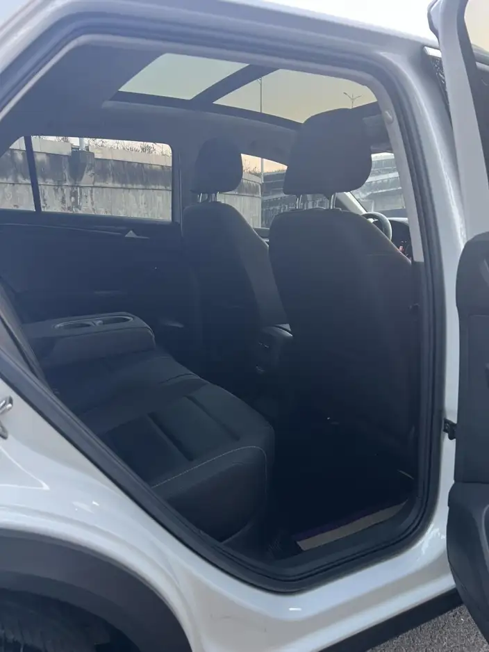 Volkswagen T-Roc 2022 Model 280TSI DSG 2WD Elite PLUS – фото 10