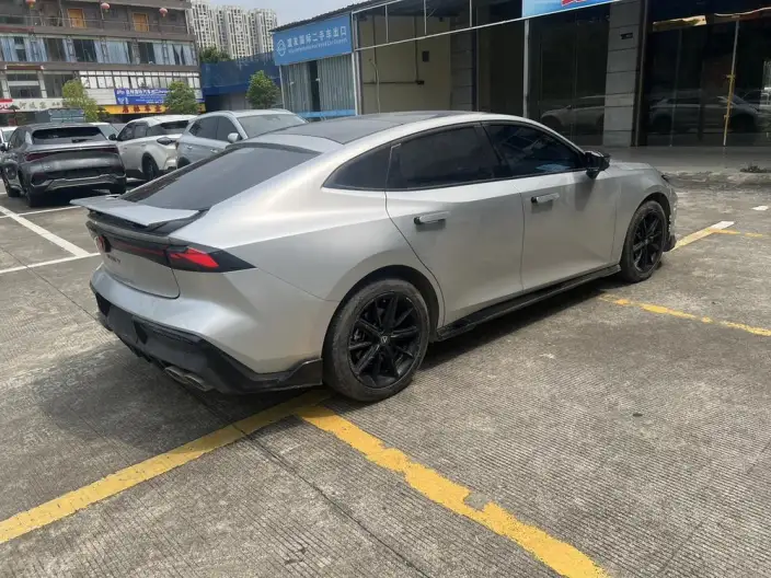 Changan UNI-V 2023 Model 2.0T Fengsu Edition – фото 6