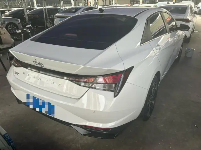 Hyundai Ioniq 2021 Model 1.5L CVT GLX Elite Edition – фото 4