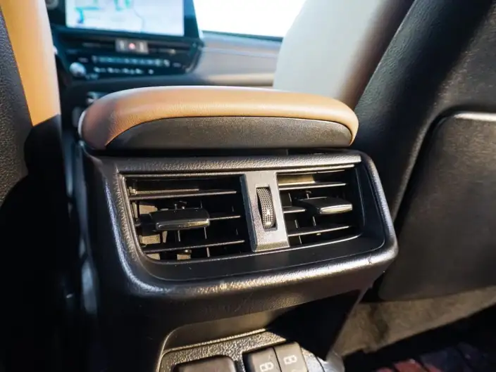 Lexus ES 2022 Model 300h Superior Edition – фото 8