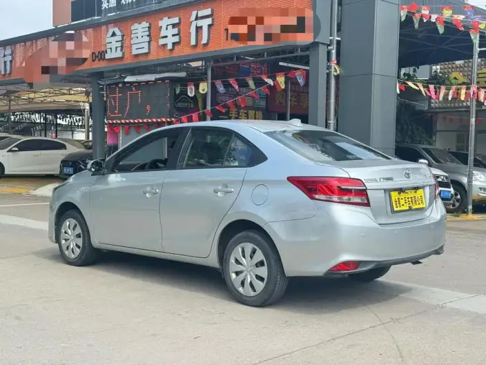 Toyota YARIS L Yaris Sedan 2020 Model 1.5L CVT Leading version – фото 4