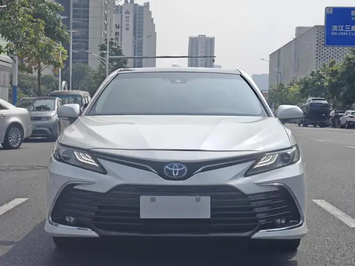 Toyota Camry 2021 Model Hybrid 2.5HG Deluxe Edition – фото 2