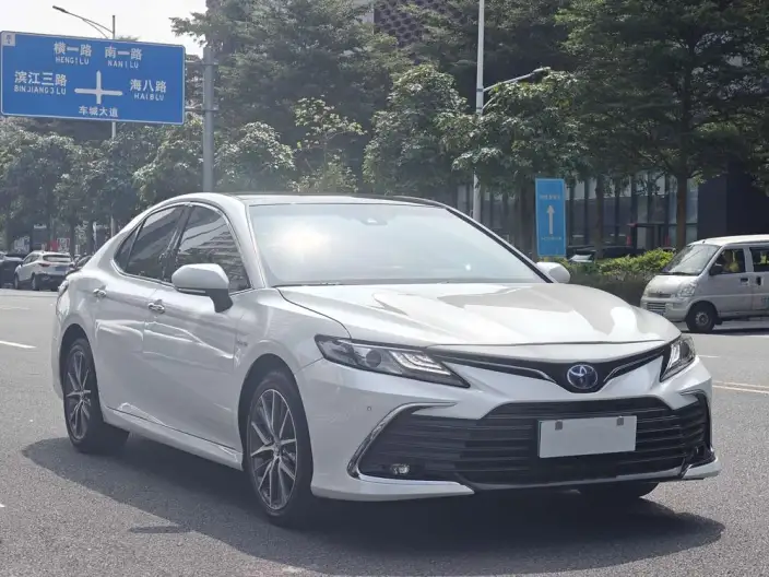 Toyota Camry 2021 Model Hybrid 2.5HG Deluxe Edition – фото 3