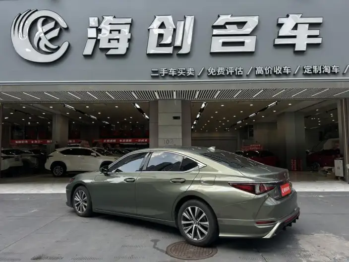 Lexus ES 2021 Model 200 Superior Edition – фото 4