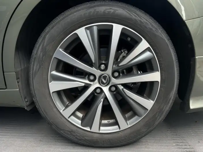 Lexus ES 2021 Model 200 Superior Edition – фото 6
