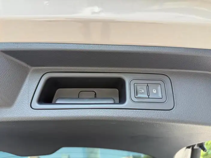 BYD Song PLUS DM 2023 Model DM-i Champion Edition 150KM Flagship PLUS – фото 9