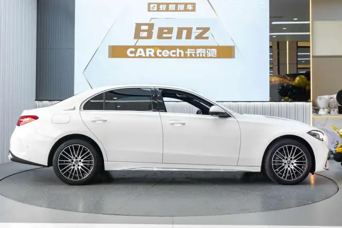 Mercedes-Benz C-Class 2025 Model C 200 L Sports Edition – фото 7