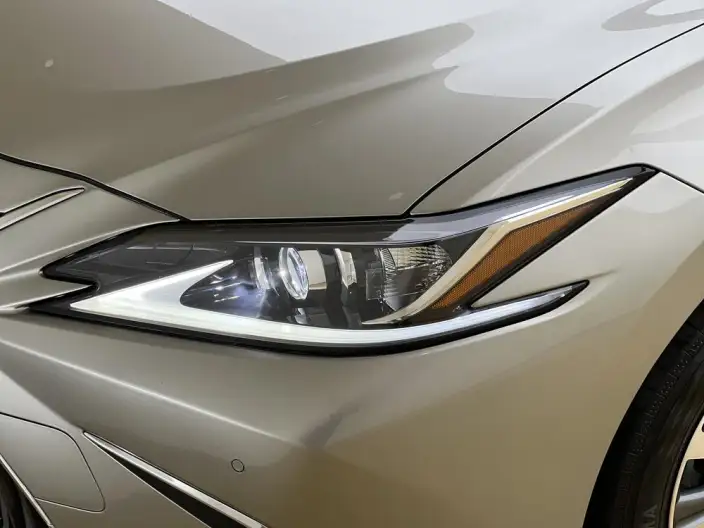 Lexus ES 2020 Model 200 Superior Edition China VI – фото 8