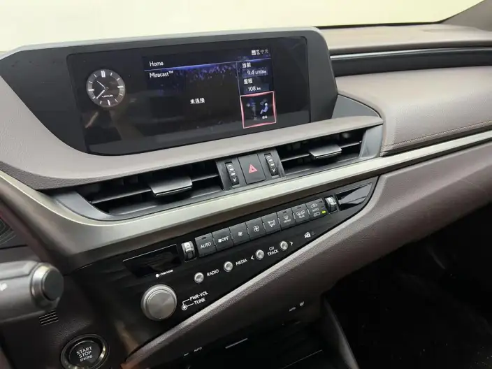 Lexus ES 2020 Model 200 Superior Edition China VI – фото 10