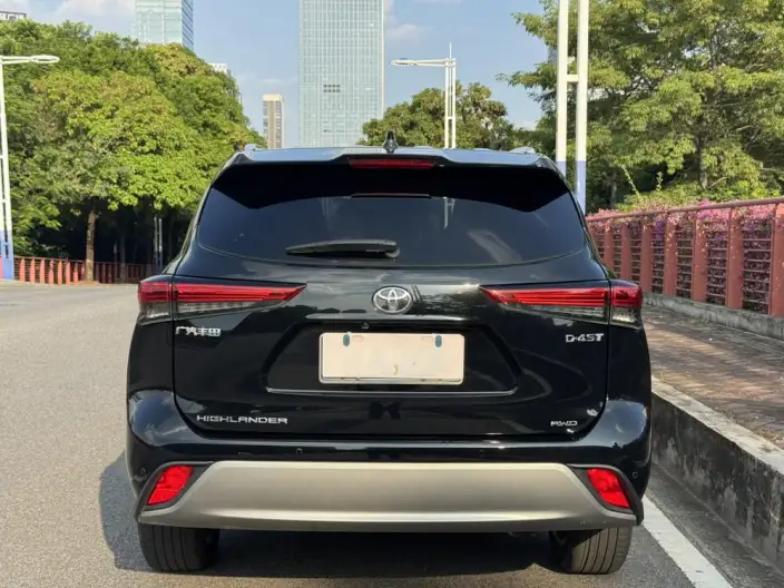 Toyota Highlander 2022 Model 380T 4WD Premium Edition 7 seat – фото 6