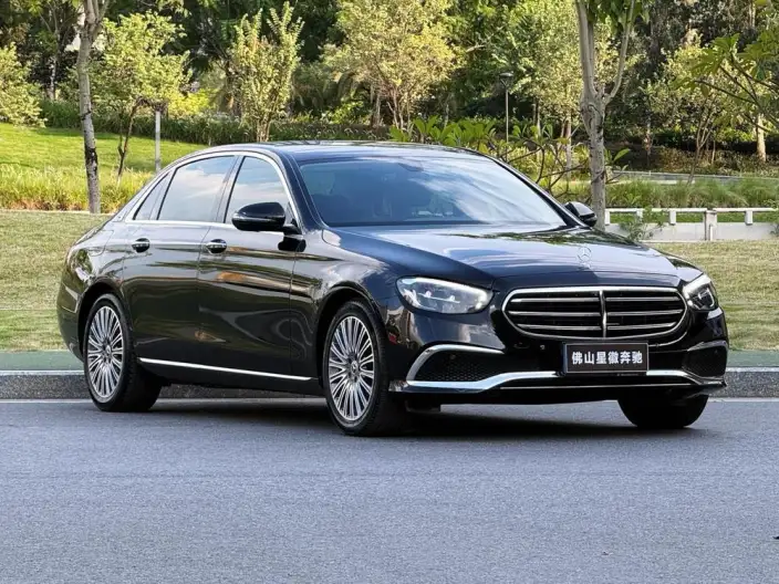 Mercedes-Benz E-Class 2023 Model E 300 L Luxury Model sedan – фото 3