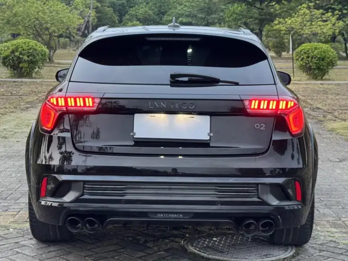 Lynk & Co 02 Hatchback 2021 Model 2.0TD Hatchback Halo – фото 6