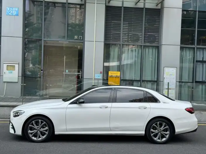 Mercedes-Benz E-Class 2021 Model E 300 L Fashion Model Sports sedan – фото 3