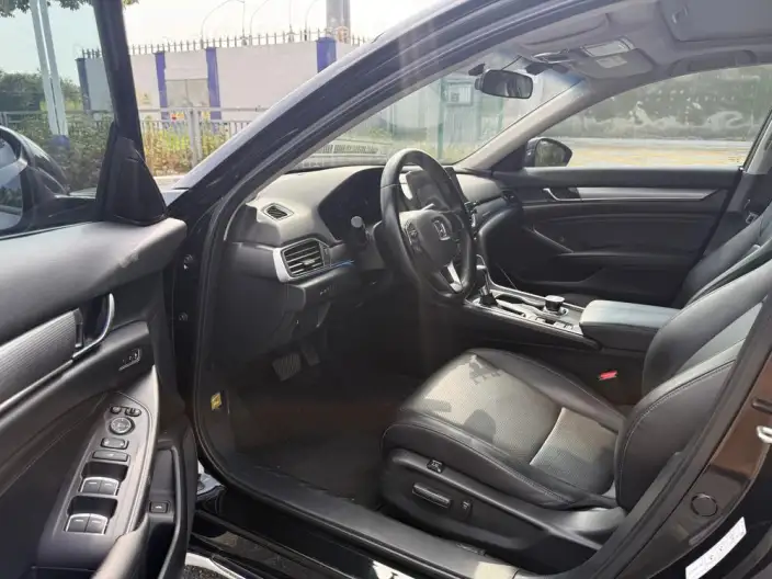 Honda Accord 2022 Model 260TURBO Deluxe Edition – фото 8