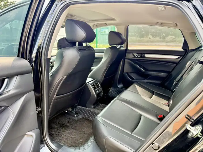 Honda Accord 2022 Model 260TURBO Deluxe Edition – фото 9