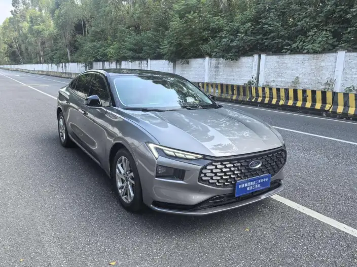 Ford Mondeo 2022 Model EcoBoost 245 Fashion Model – фото 3