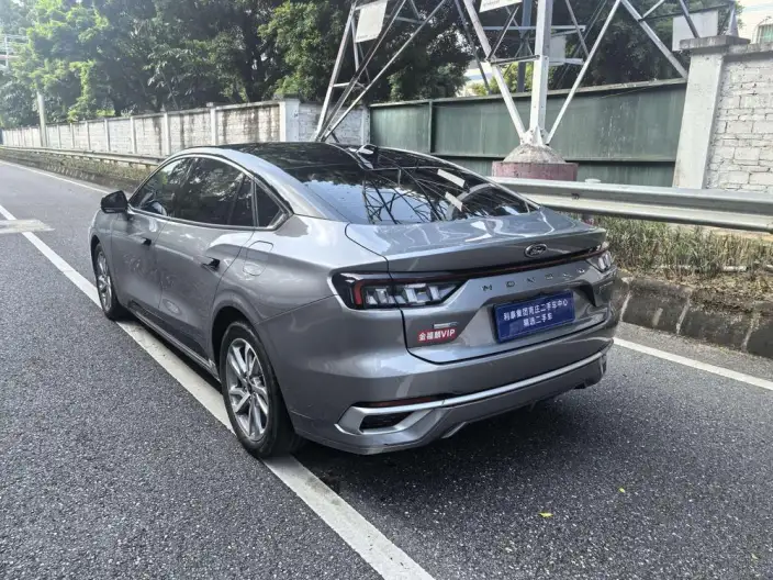 Ford Mondeo 2022 Model EcoBoost 245 Fashion Model – фото 5