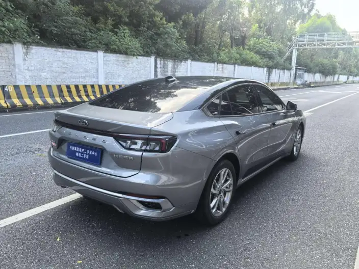 Ford Mondeo 2022 Model EcoBoost 245 Fashion Model – фото 7