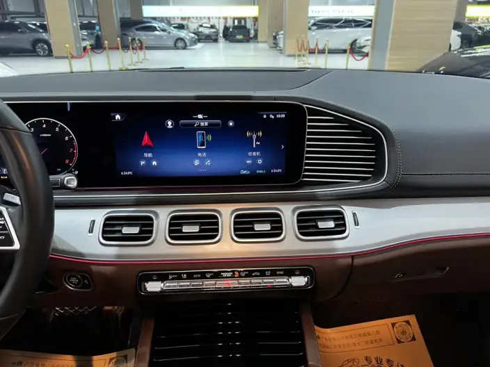 Mercedes-Benz GLS 2024 Model GLS 400 4MATIC – фото 8