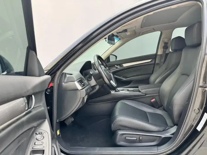 Honda Accord 2022 Model 260TURBO Deluxe Edition – фото 8