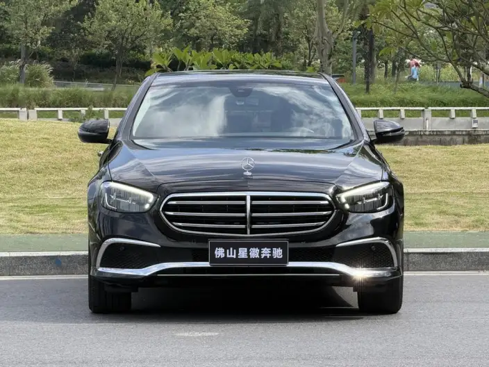 Mercedes-Benz E-Class 2023 Model E 260 L sedan – фото 2