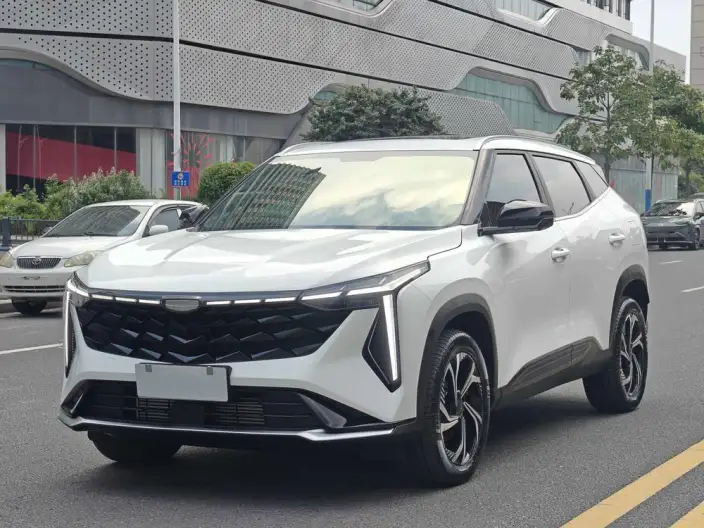 Geely Boyue 2023 Model Geely Boyue COOL 1.5T Smart Connect + – фото 1