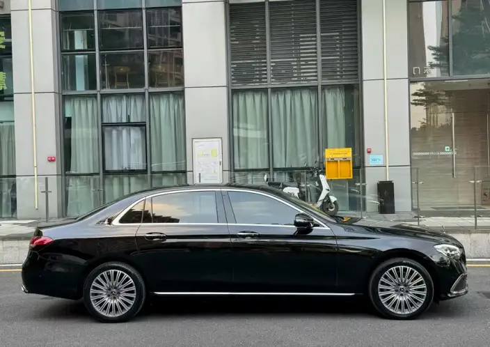 Mercedes-Benz E-Class 2021 Model E 300 L Fashion Model sedan – фото 5