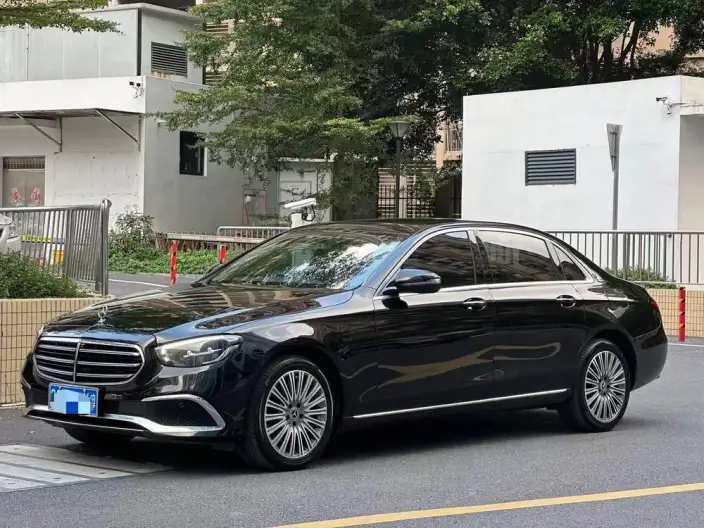 Mercedes-Benz E-Class 2021 Model E 300 L Fashion Model sedan – фото 1
